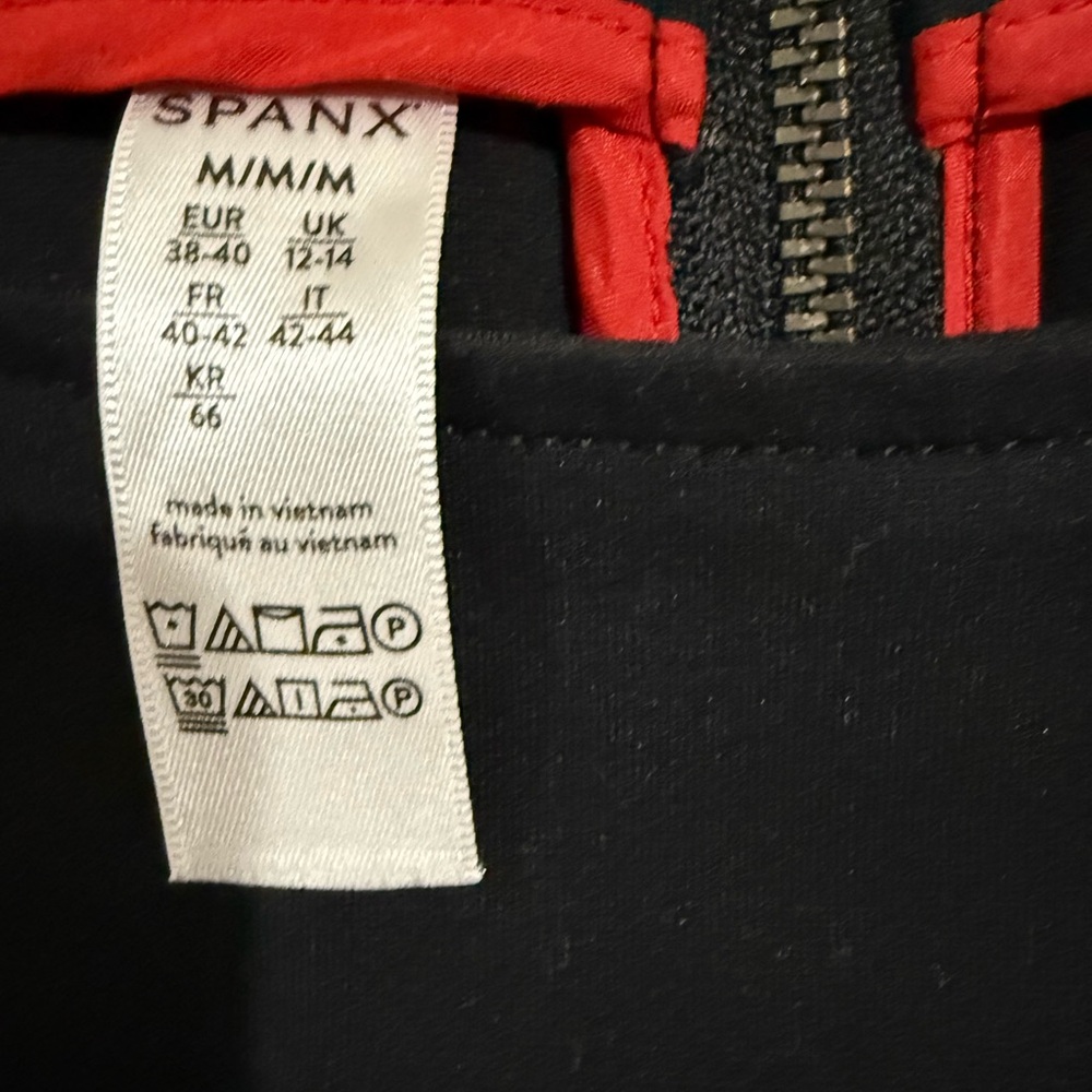 Beautiful black spanx dress
Chic for any occasion